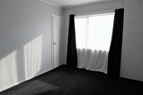 Photo of property in 37b Acacia Avenue, Maungaraki, Lower Hutt, 5010
