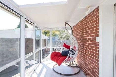 Photo of property in 7 Bendale Place, Avonhead, Christchurch, 8042