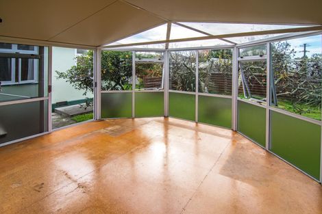 Photo of property in 2 Lett Street, Lansdowne, Masterton, 5810