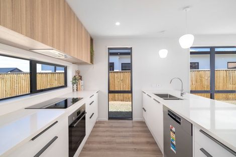 Photo of property in 7 Pipipi Lane, Halswell, Christchurch, 8025