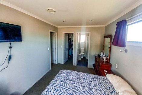 Photo of property in 5 Mcfeely Street, Tuatapere, 9620