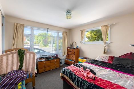 Photo of property in 93 Gayhurst Road, Dallington, Christchurch, 8061