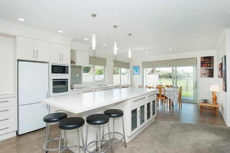Photo of property in 52 Hamilton Drive, Wainui, Gisborne, 4010