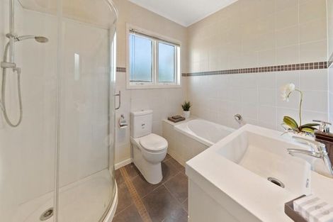 Photo of property in 7/33 Rodney Street, Howick, Auckland, 2014