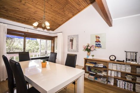 Photo of property in 7 Mosman Place, Chatswood, Auckland, 0626