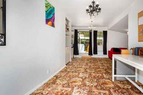 Photo of property in 1/45 Airlie Road, Plimmerton, Porirua, 5026