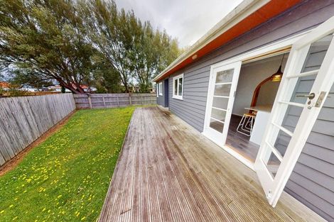 Photo of property in 6-8 Churchill Crescent, Foxton, 4814