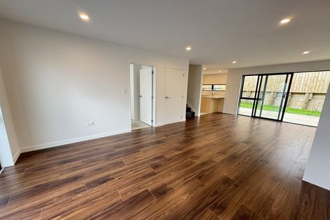 Photo of property in 1d Westall Road, New Lynn, Auckland, 0600