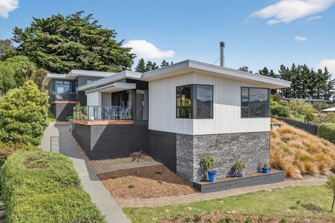 Photo of property in 106 Bayview Road, Charteris Bay, Lyttelton, 8971