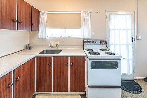 Photo of property in 5 Avon Place, Springvale, Whanganui, 4501