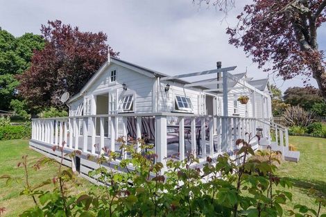 Photo of property in 1033 Masterton Castlepoint Road, Tauweru, Masterton, 5889