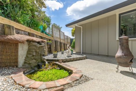 Photo of property in 8 Dusky Crescent, Aotea, Porirua, 5024