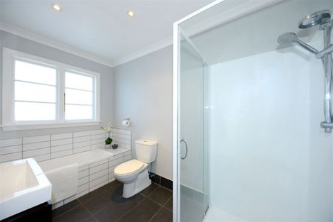 Photo of property in 2 Jameson Avenue, St Albans, Christchurch, 8052