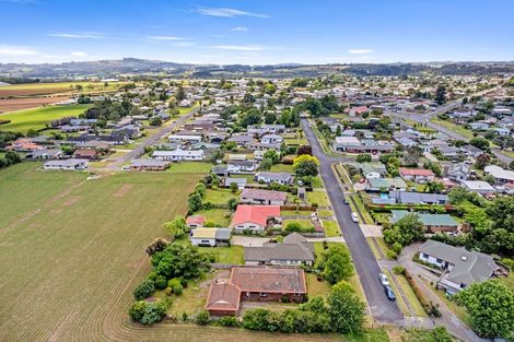 Photo of property in 30 Thorn Road, Tuakau, 2121