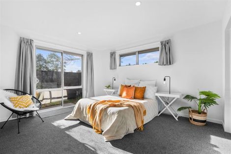 Photo of property in 98 Gilberthorpes Road, Hei Hei, Christchurch, 8042