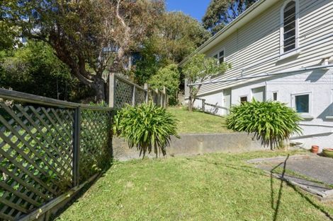 Photo of property in 33 Bentinck Avenue, Strathmore Park, Wellington, 6022