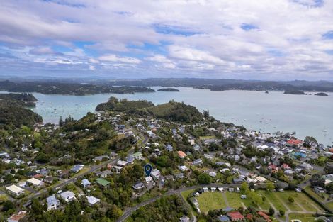 Photo of property in 11 Long Beach Road, Russell, 0202