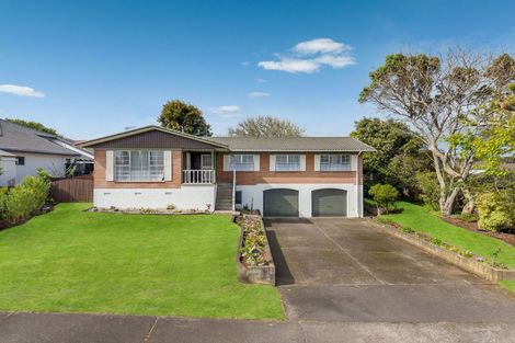 Photo of property in 36 Beresford Street, Pukekohe, 2120