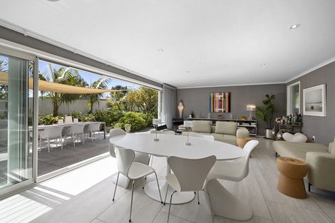 Photo of property in 14d Chilman Street, Strandon, New Plymouth, 4312