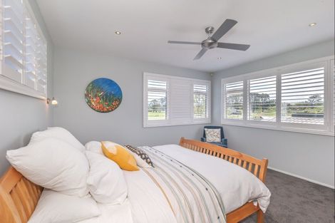 Photo of property in 205 Muhunoa Road East, Ohau, Levin, 5570