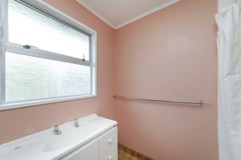 Photo of property in 2/175 Park Road, West End, Palmerston North, 4410