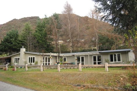 Photo of property in 12 Surrey Street, Arrowtown, 9302