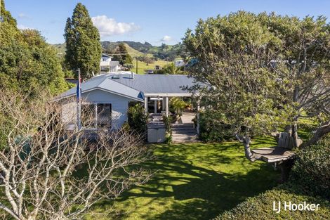 Photo of property in 21 The Crescent, Waihi Beach, 3611