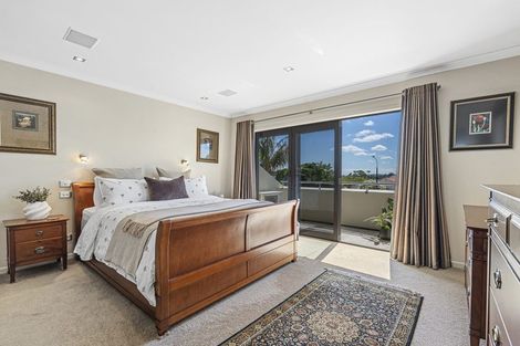 Photo of property in 14a Veale Road, Frankleigh Park, New Plymouth, 4310