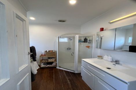 Photo of property in 61-61a Brougham Street, Mount Victoria, Wellington, 6011