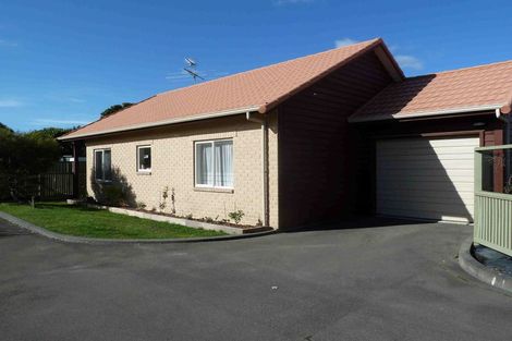 Photo of property in 12 Pattie Street, Petone, Lower Hutt, 5012