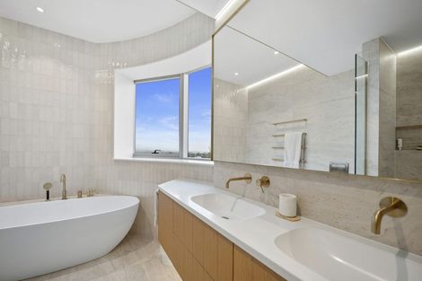 Photo of property in Shangri La Apartments, 6/97 Jervois Road, Herne Bay, Auckland, 1011