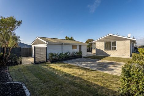Photo of property in 115 Bassett Street, Burwood, Christchurch, 8083