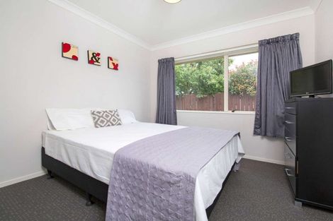 Photo of property in 40 Millhouse Drive, Northpark, Auckland, 2013