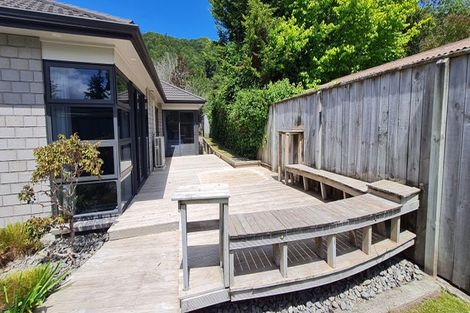 Photo of property in 205a Wainuiomata Road, Wainuiomata, Lower Hutt, 5014