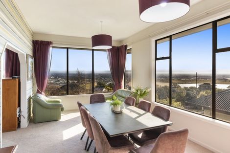 Photo of property in 227 Cannon Hill Crescent, Mount Pleasant, Christchurch, 8081