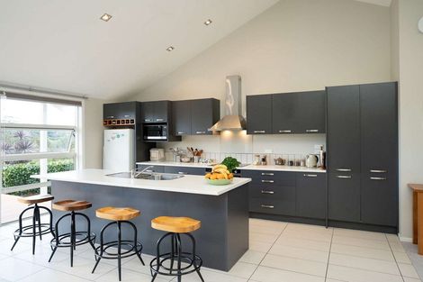 Photo of property in 17 Alderton Drive, Kerikeri, 0230