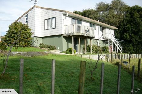 Photo of property in 90 Upper Orewa Road, Wainui, Silverdale, 0992