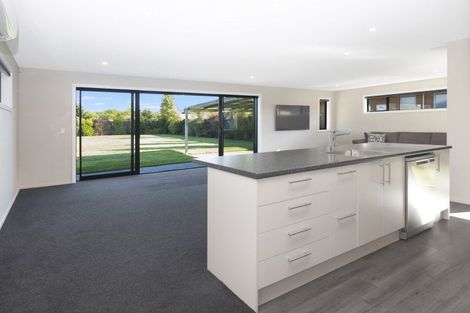 Photo of property in 60 Luxembourg Crescent, Halswell, Christchurch, 8025