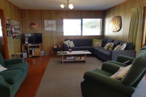 Photo of property in 16 Wharua Road, Oakura, Hikurangi, 0184
