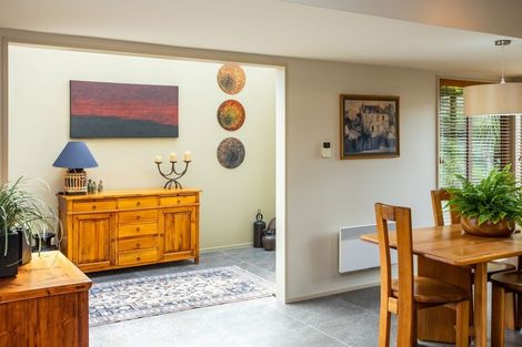 Photo of property in 32 Jeffreys Road, Fendalton, Christchurch, 8052