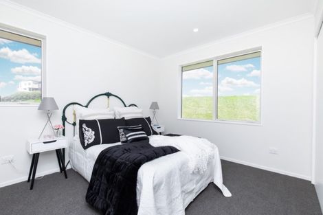 Photo of property in 34 Lisle Farm Drive, Pukekohe, 2120