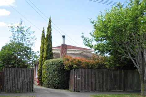 Photo of property in 6 Cranbrook Avenue, Burnside, Christchurch, 8053