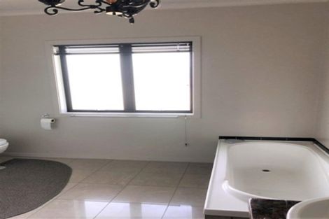 Photo of property in 8 Kilsby Place, Levin, 5510