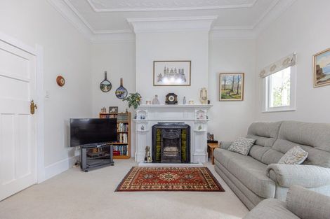 Photo of property in 105 Liverpool Street, College Estate, Whanganui, 4500