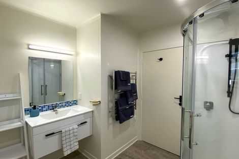 Photo of property in 9 Cooper Avenue, Holdens Bay, Rotorua, 3010