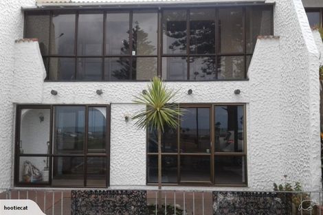 Photo of property in 455 Marine Parade, Napier South, Napier, 4110