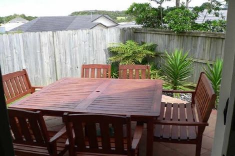 Photo of property in 124 Charles Prevost Drive, The Gardens, Auckland, 2105