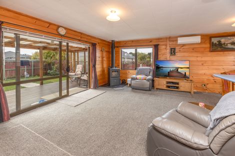 Photo of property in 5 Lindis Lane, New Brighton, Christchurch, 8083