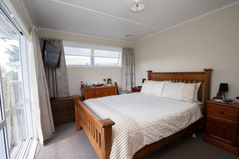 Photo of property in 71 Pipiroa Road, Ngatea, 3503