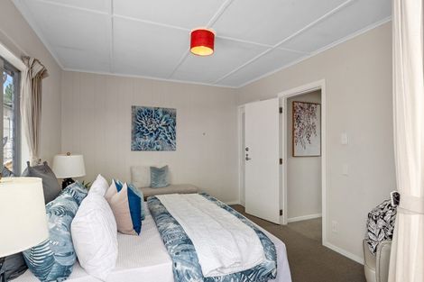 Photo of property in 1/52 Beulah Avenue, Rothesay Bay, Auckland, 0630